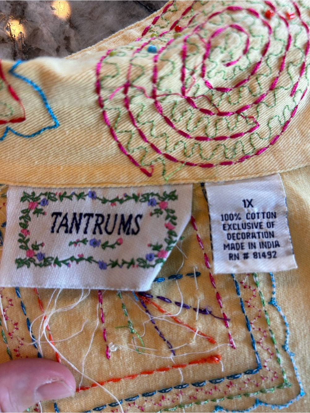 Tantrums Vintage Embroidered Coastal Grandma - Picture 2 of 4